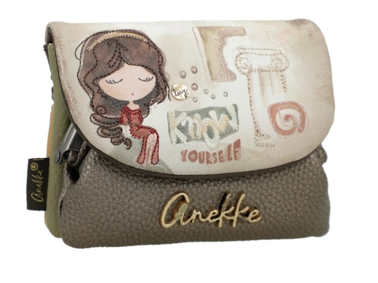 Anekke - marka opowieści zapisana w dodatkach